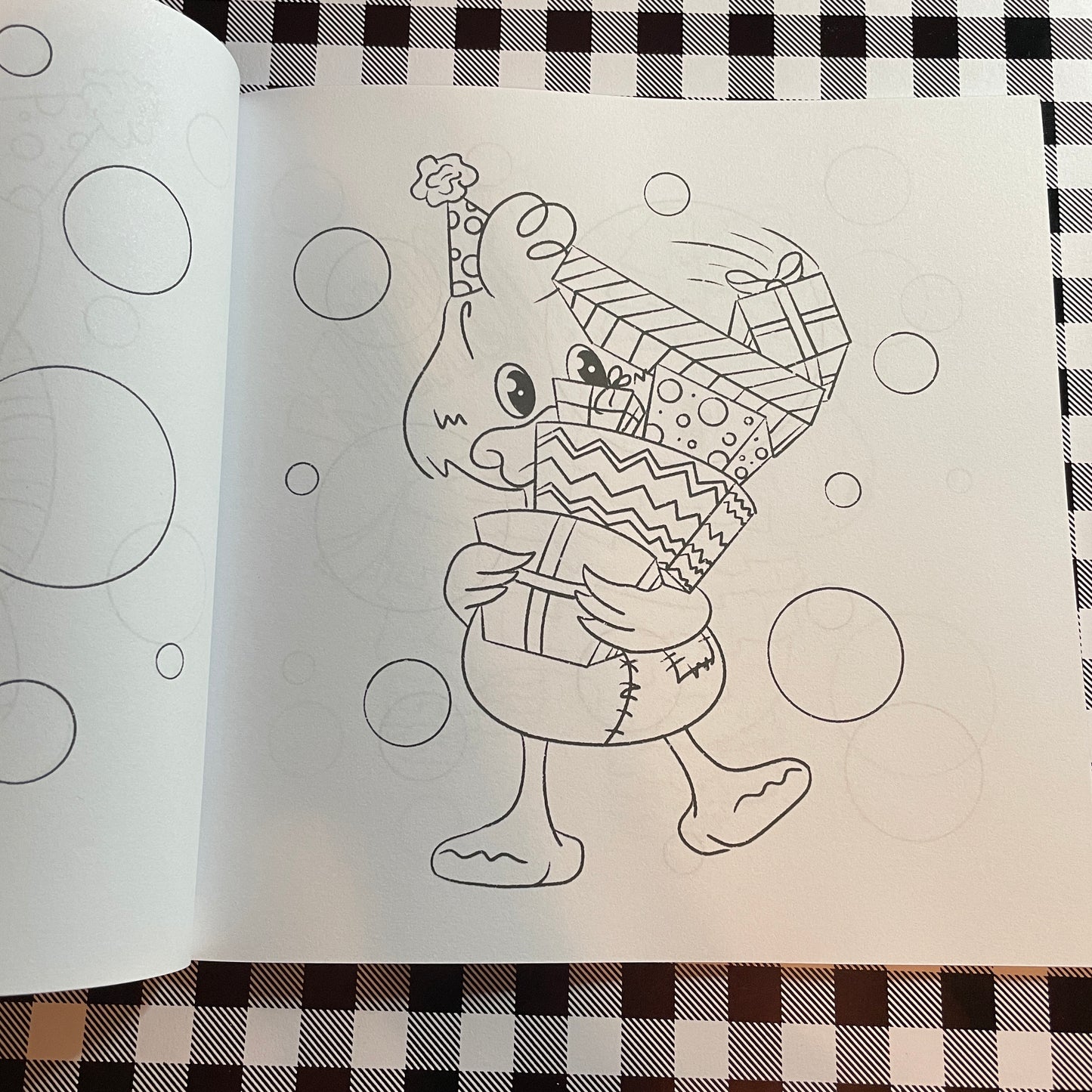 Coloring Book : Limited Edition "Party Animals"